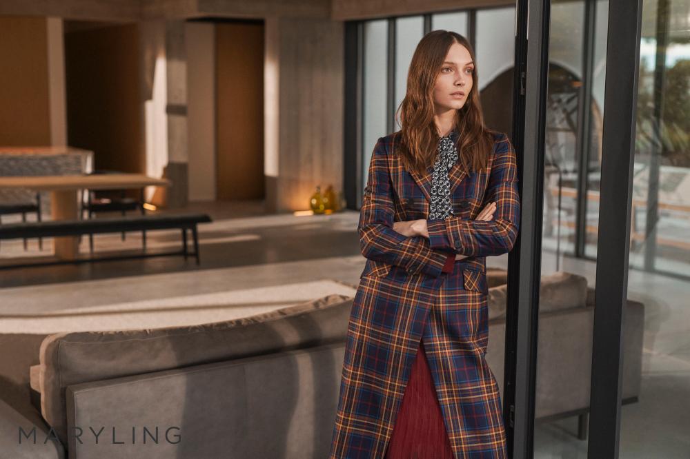 The City Light in Your Wardrobe: When Dressing Becomes a Philosophy of Life