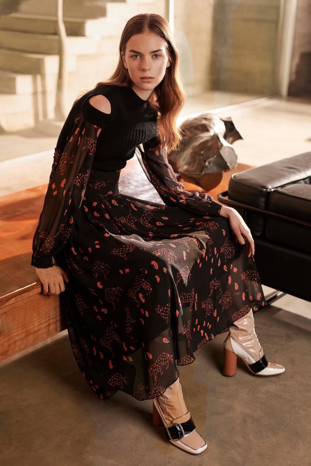 When Clothes Learn to Be Quiet: MARYLING and the Return of a Wearing Philosophy