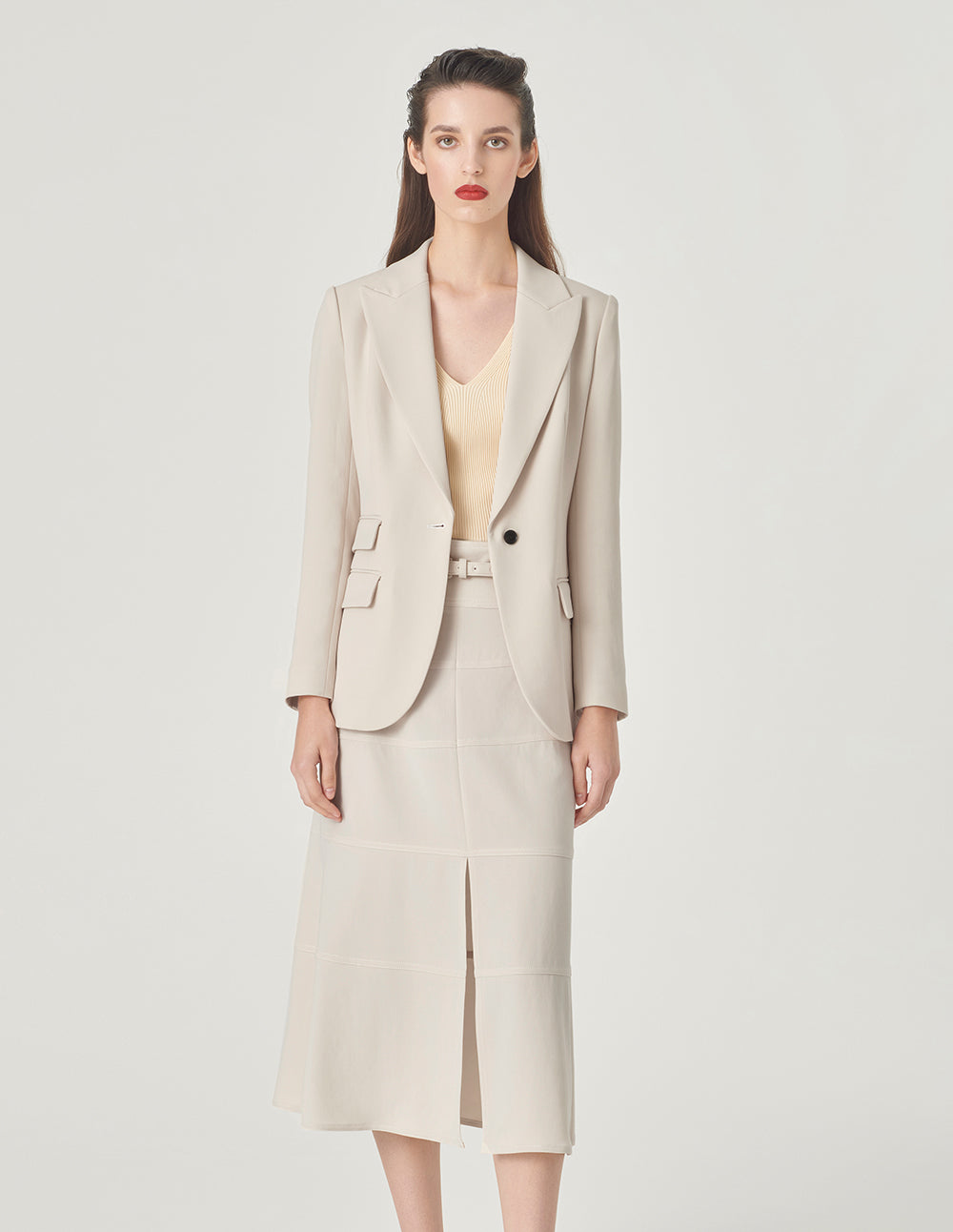 MARYLING Creamy Beige Peaked Lapel Waist Blazer