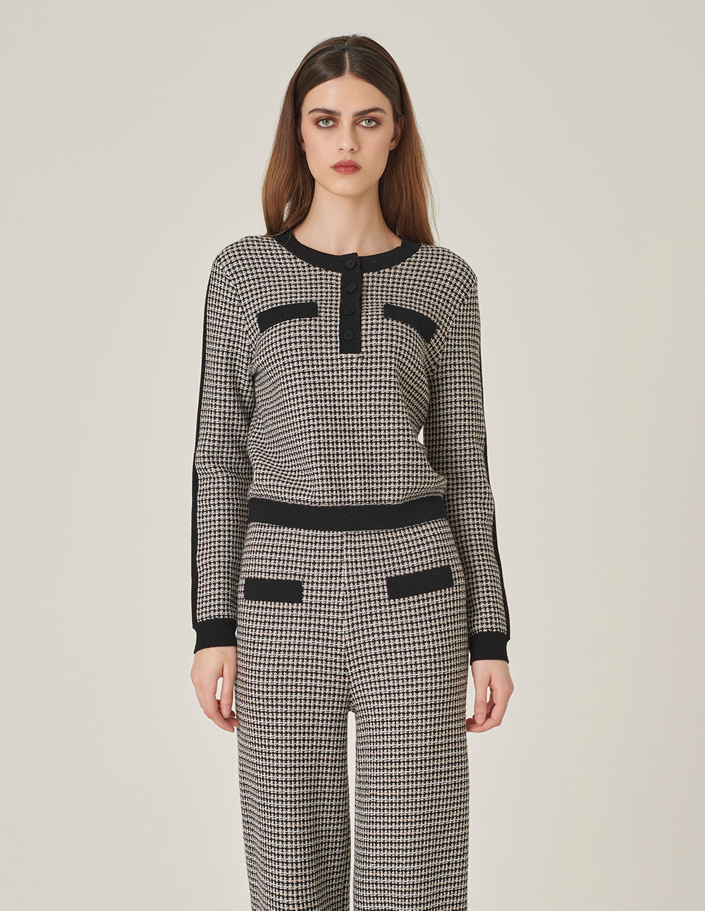 MARYLING Round-Neck Long Sleeve Black And White Houndstooth Knitted Pullover