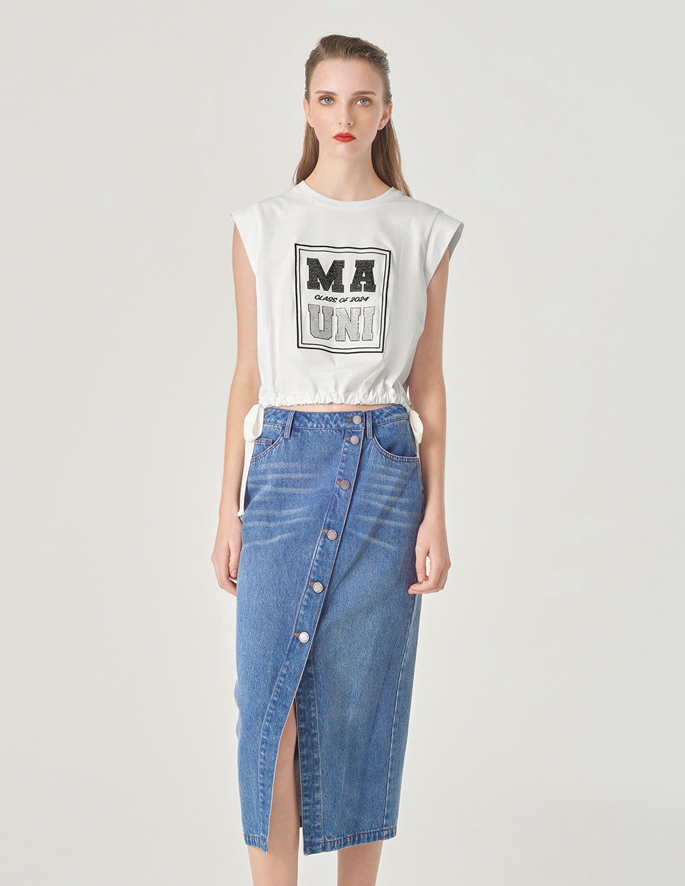 MARYLING Sequin Embroidered Logo T-Shirt