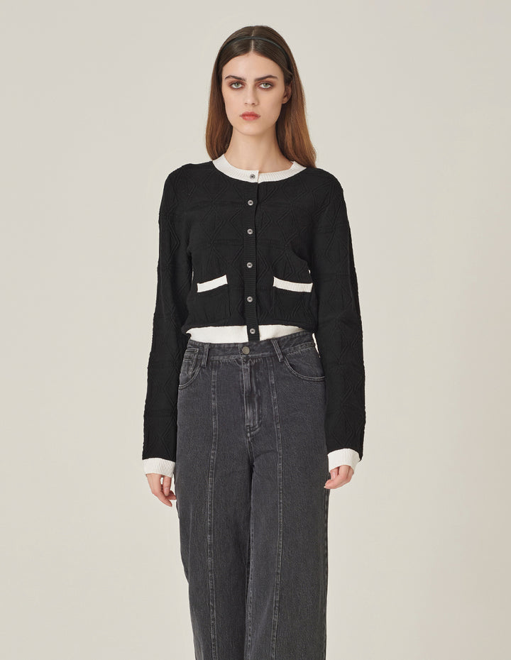 MARYLING Black And White Contrasting Round Neck Dark Pattern Knitted Cardigan