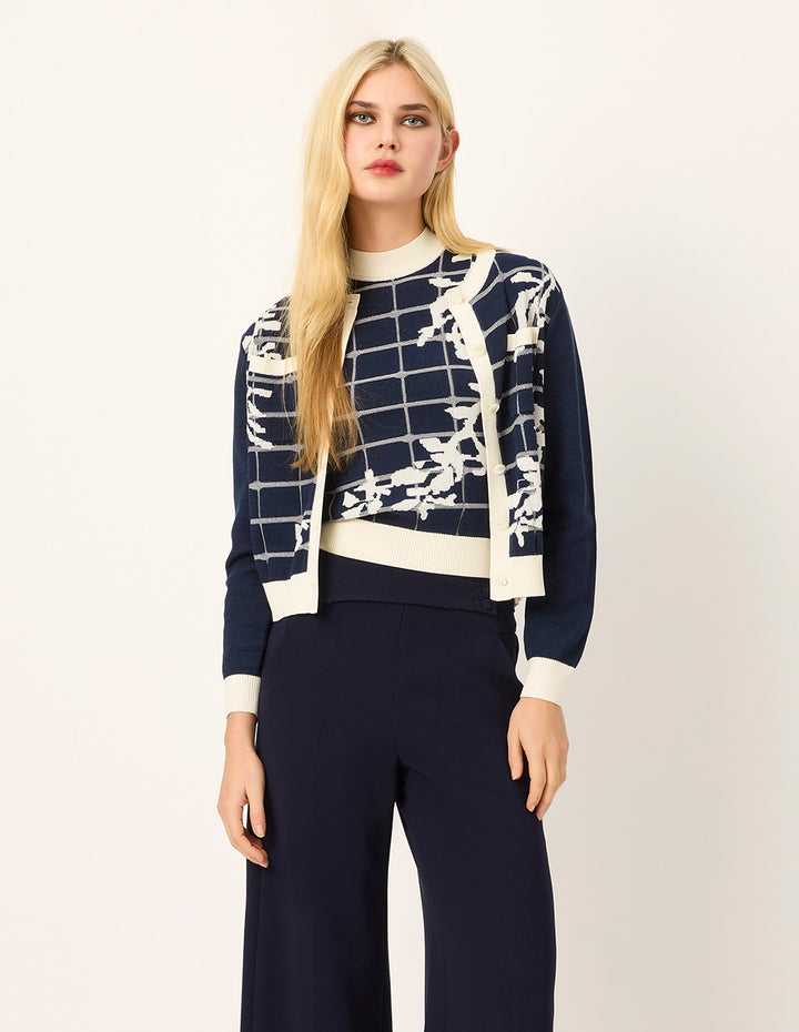 MARYLING Half-Turtleneck Plaid Floral Embroidery Knit Vest