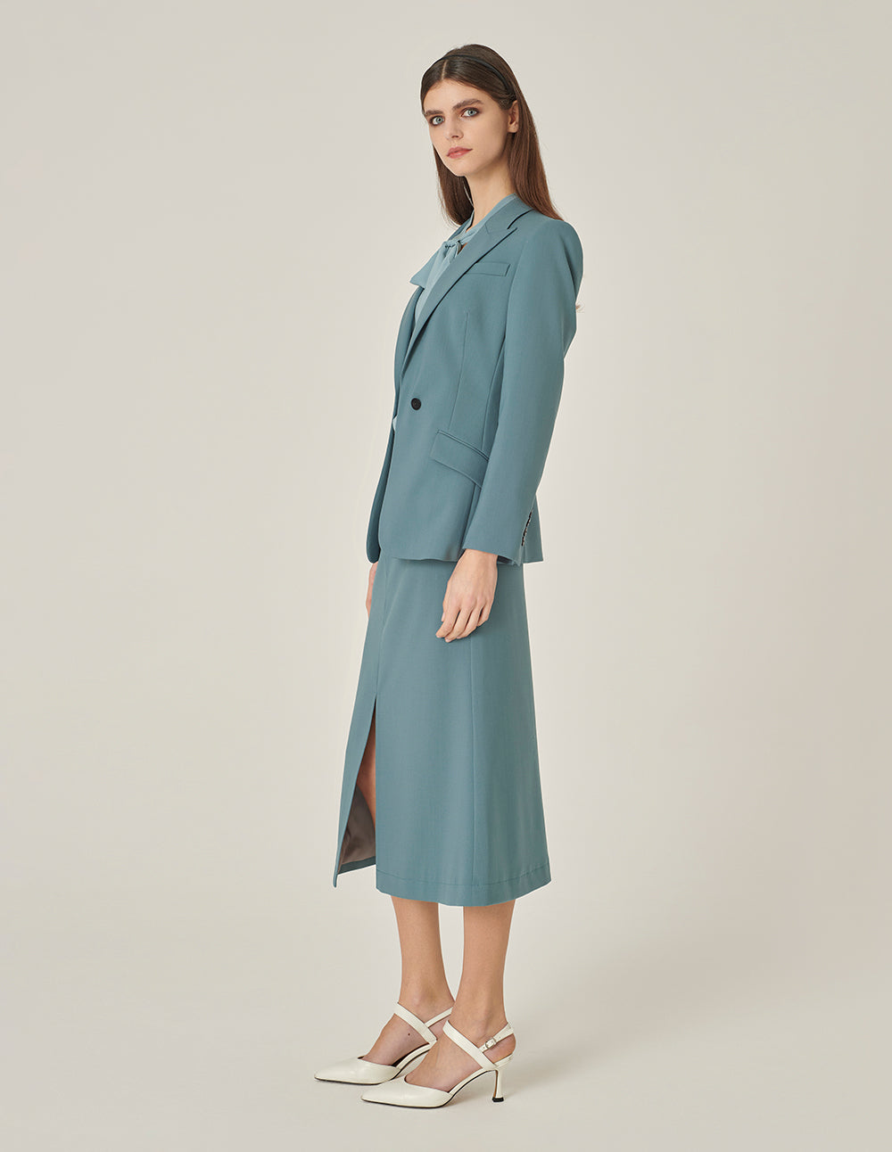 MARYLING Mist Blue Peaked Lapel Single-Breasted Waisted Blazer