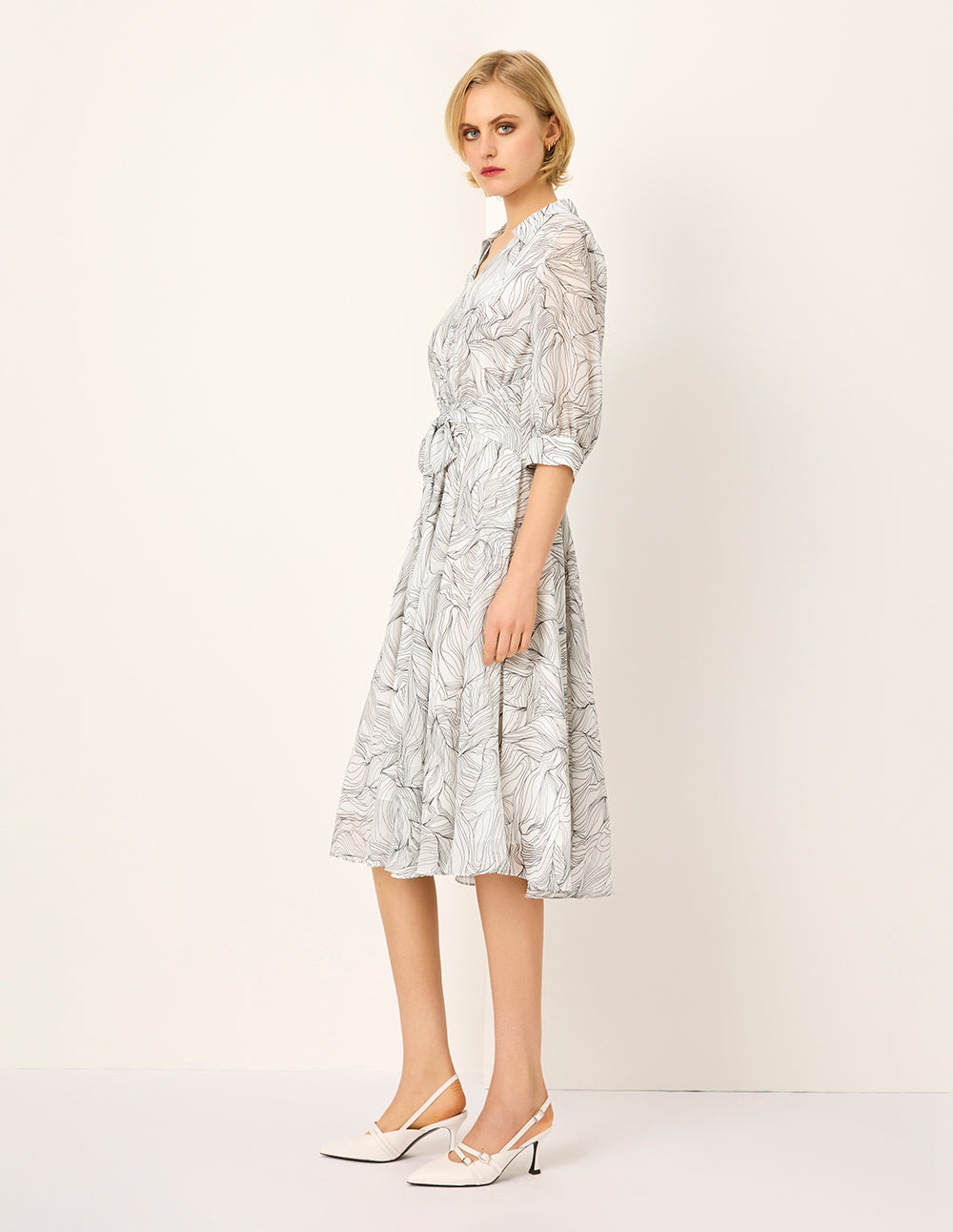 MARYLING Tie-up Lapel Black Stripe Printed Pleated Midi Dress