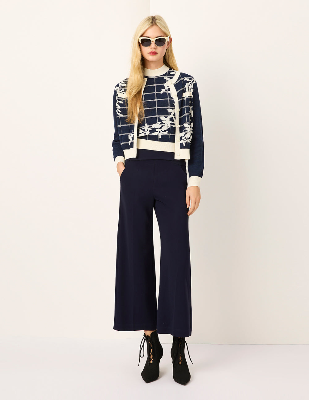 MARYLING Round-Neck Long-Sleeve Color Block Striped Flora Embroidered Knit Cardigan