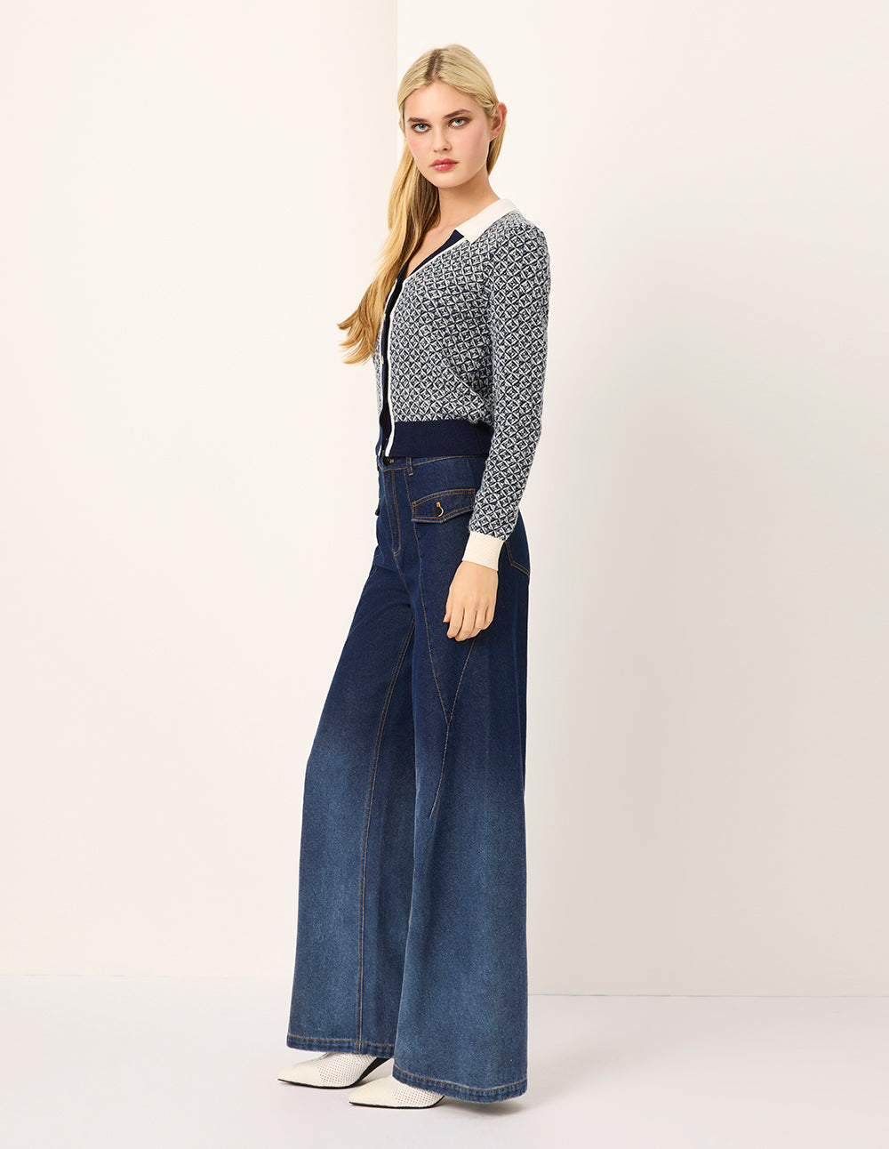 MARYLING Blue & White Trimmed Wool Knit Cardigan