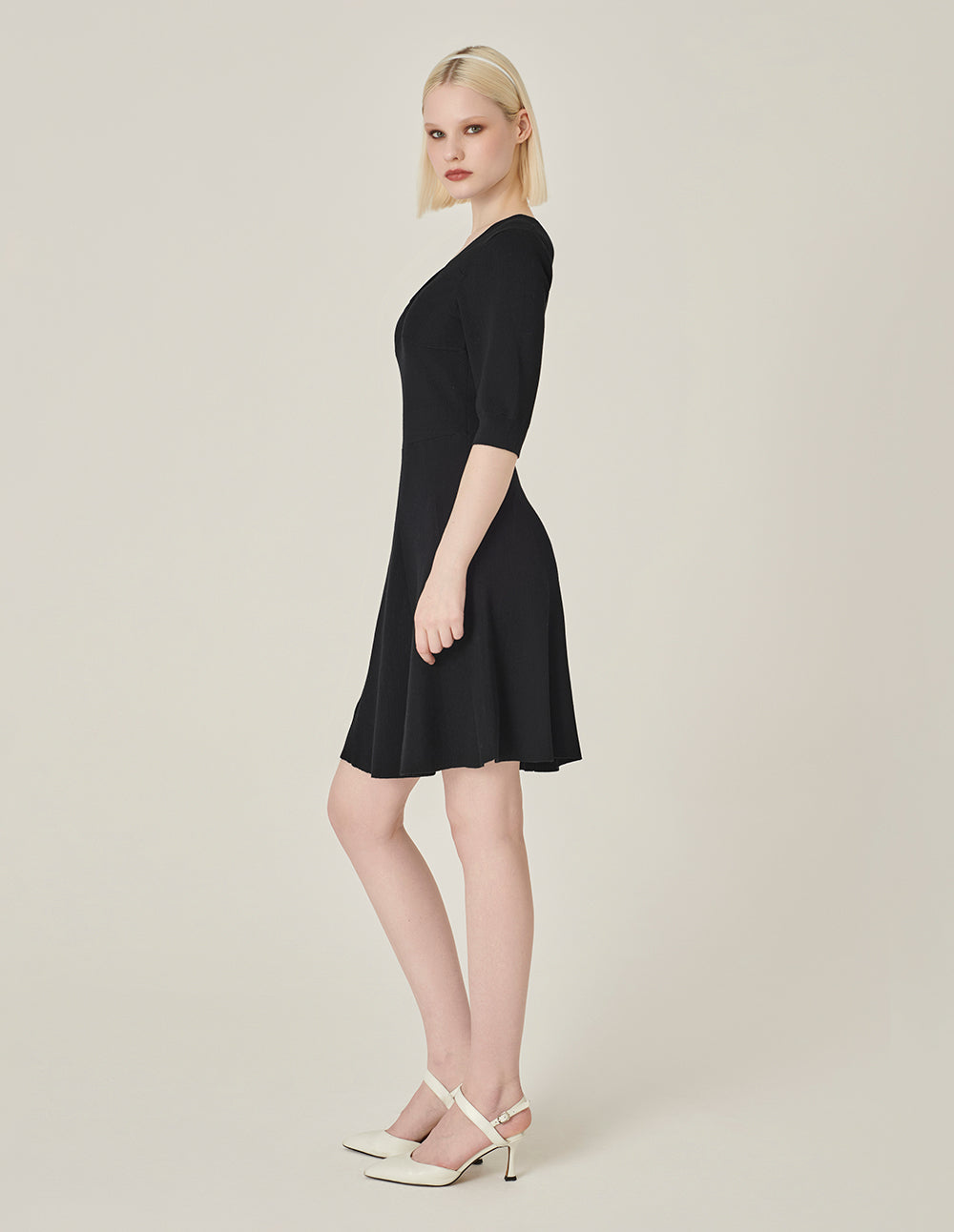 MARYLING Black V-Neck Mid-Sleeve Knitted Dress