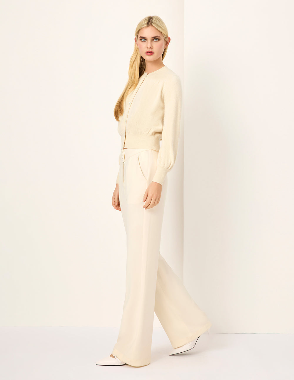 MARYLING Cream Mandarin Collar Fitted Knit Cardigan