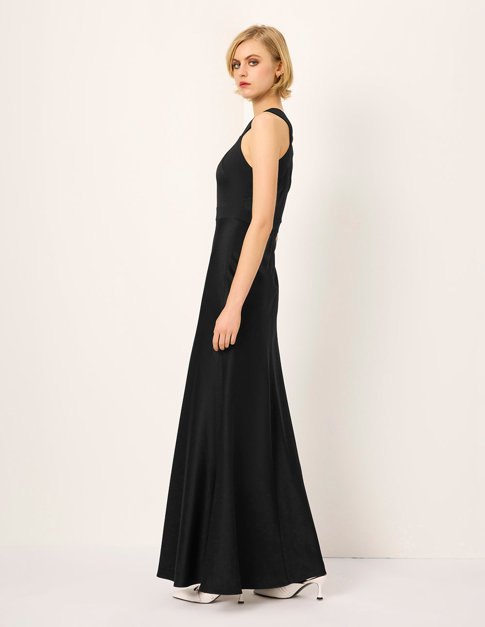 MARYLING V-Neck Sleeveless Empire-Waist Formal Evening Gown Dress