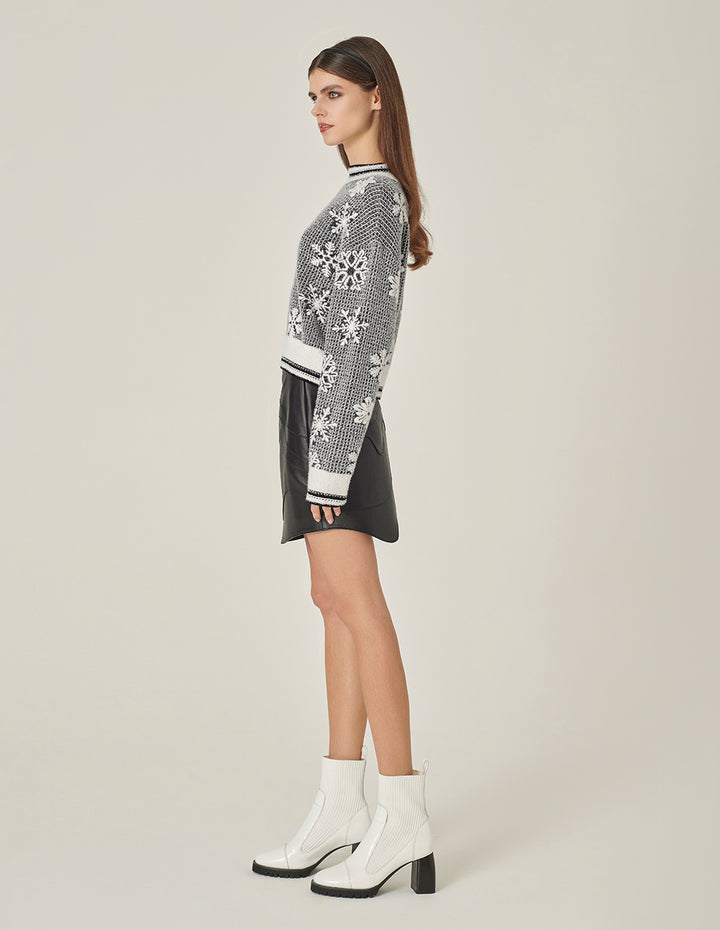 MARYLING Round Neck Snow-Flower Long-Sleeve Jacquard Knitted Cropped Pullover