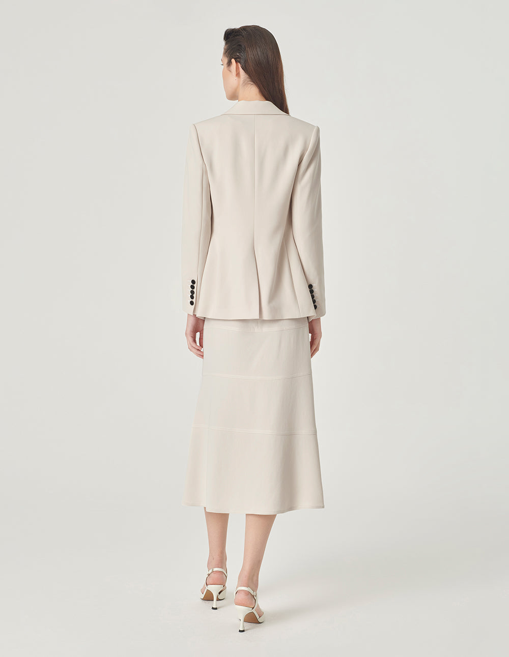 MARYLING Creamy Beige Peaked Lapel Waist Blazer