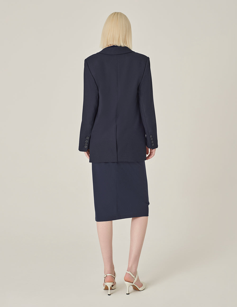 MARYLING Crew-Neck Long-Sleeve Cropped Multi-Pockets Wool Knitted Cardigan