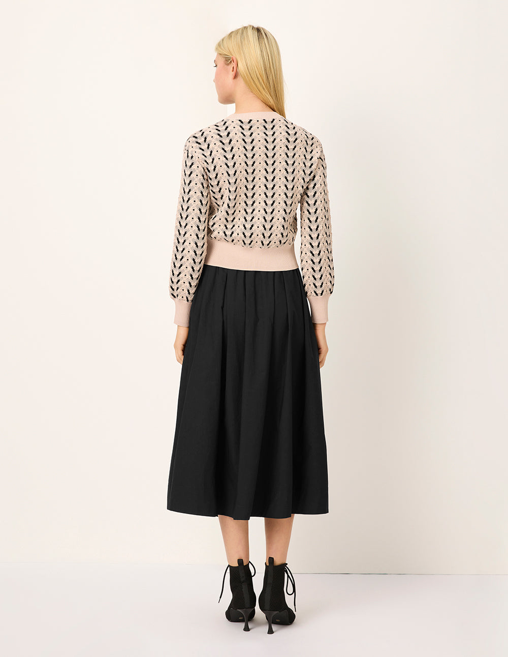 MARYLING Round Neck Bubble Sleeve Printed Cropped Knit Sweater