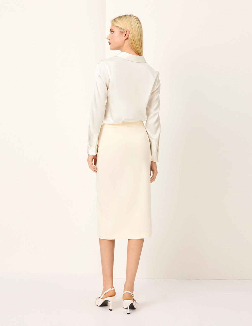 MARYLING Cream V-Neck Silk Long-sleeve Blouse