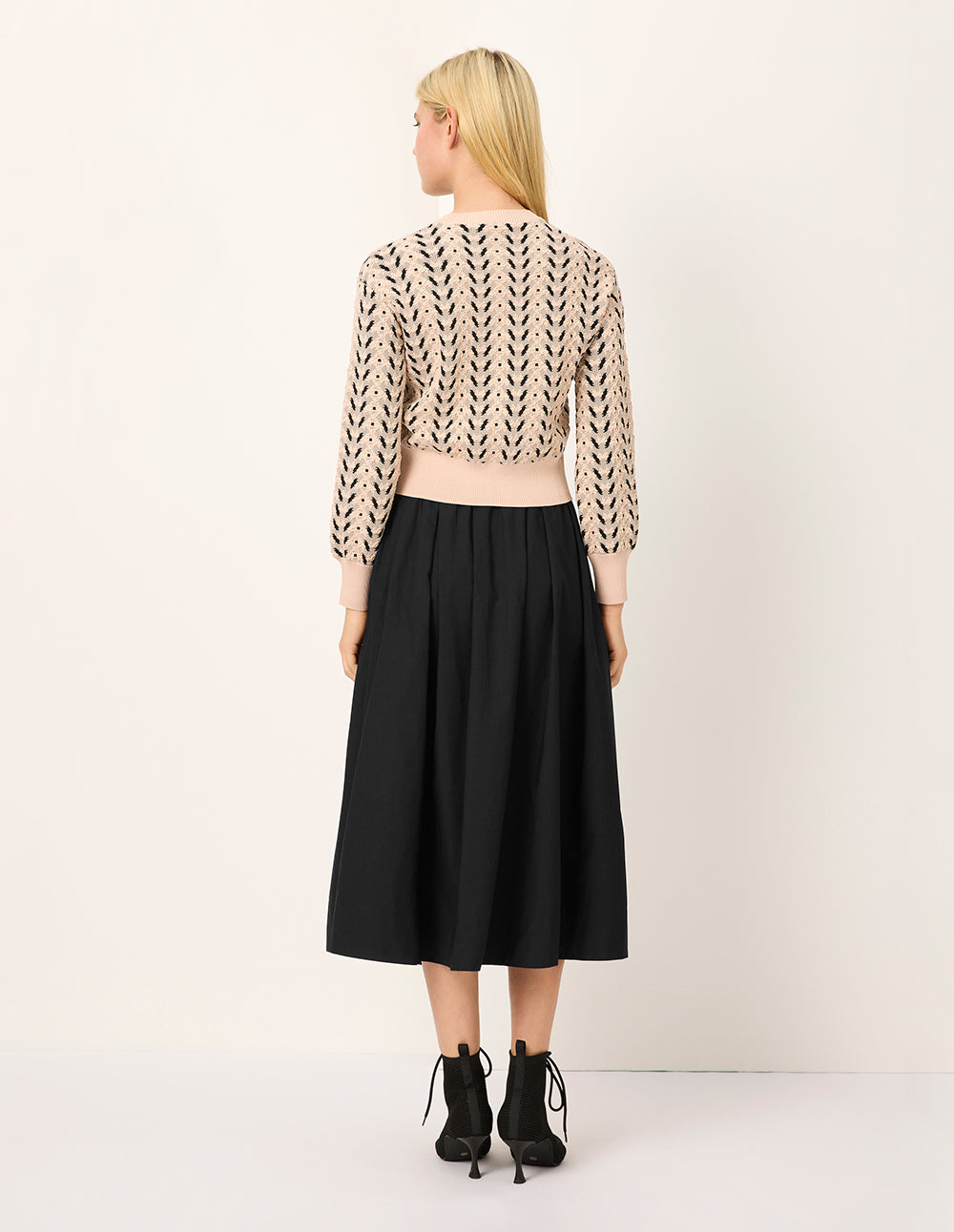 MARYLING Elastic-Waist A-Line Pleated Knee-Length Black Skirt