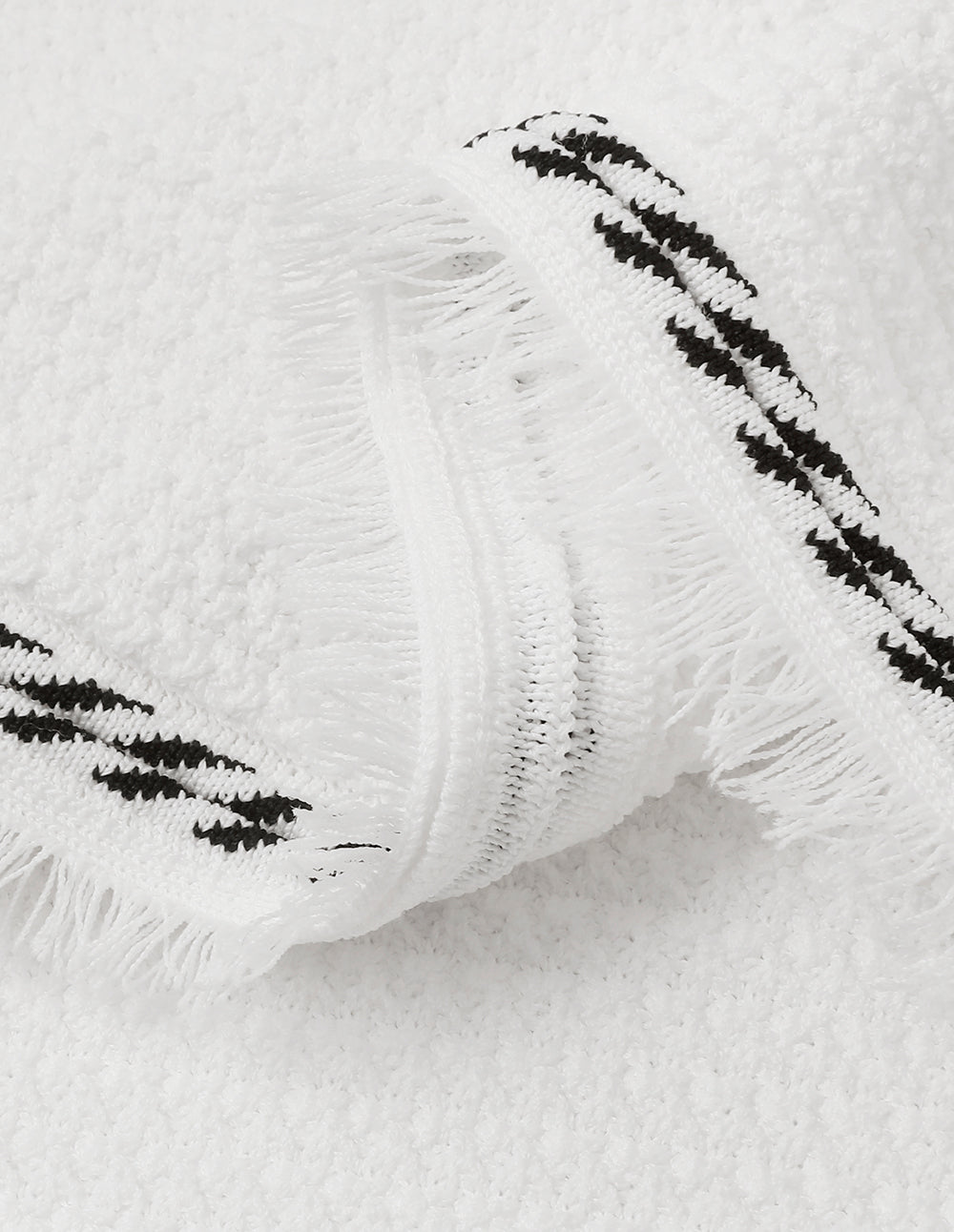 MARYLING Contrast Lace Tassel Detail Knitted Skirt