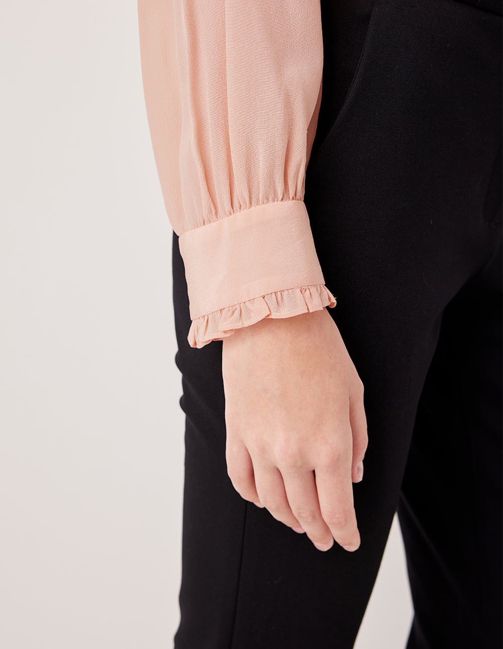 MARYLING Bowknot Ruffled Stand Collar Long Sleeve Mulberry Silk Blouse