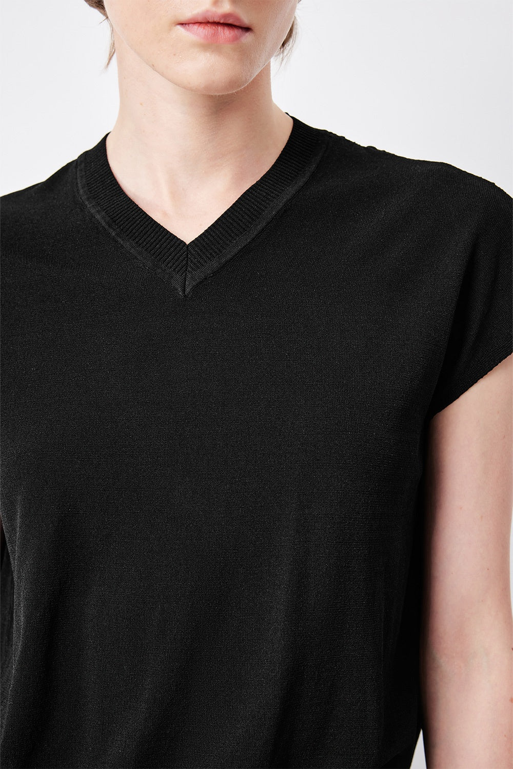 MARYLING Pure Black Cozy Knit Tops