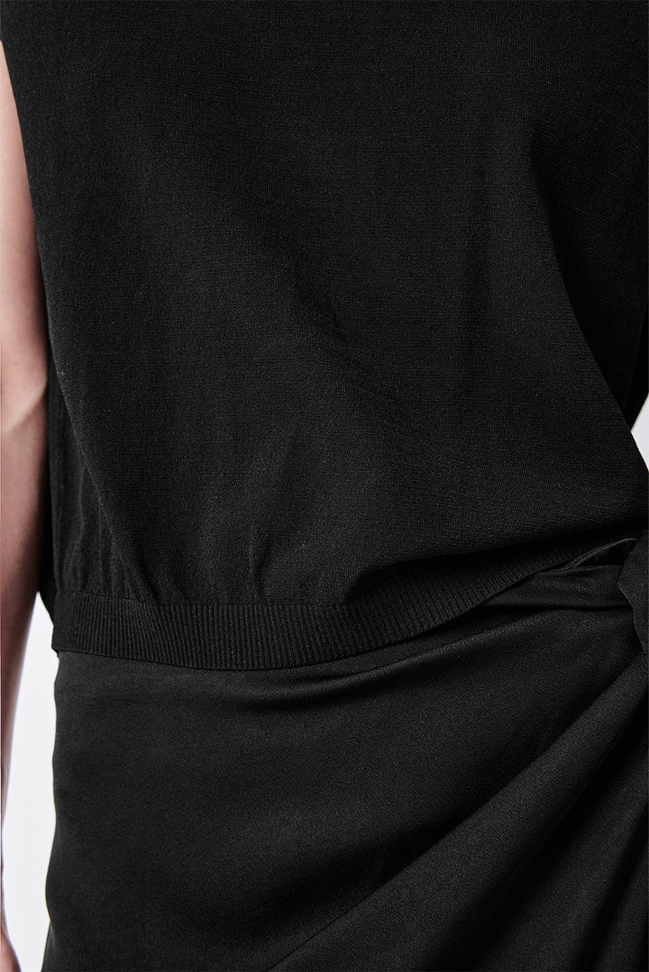 MARYLING Pure Black Cozy Knit Tops