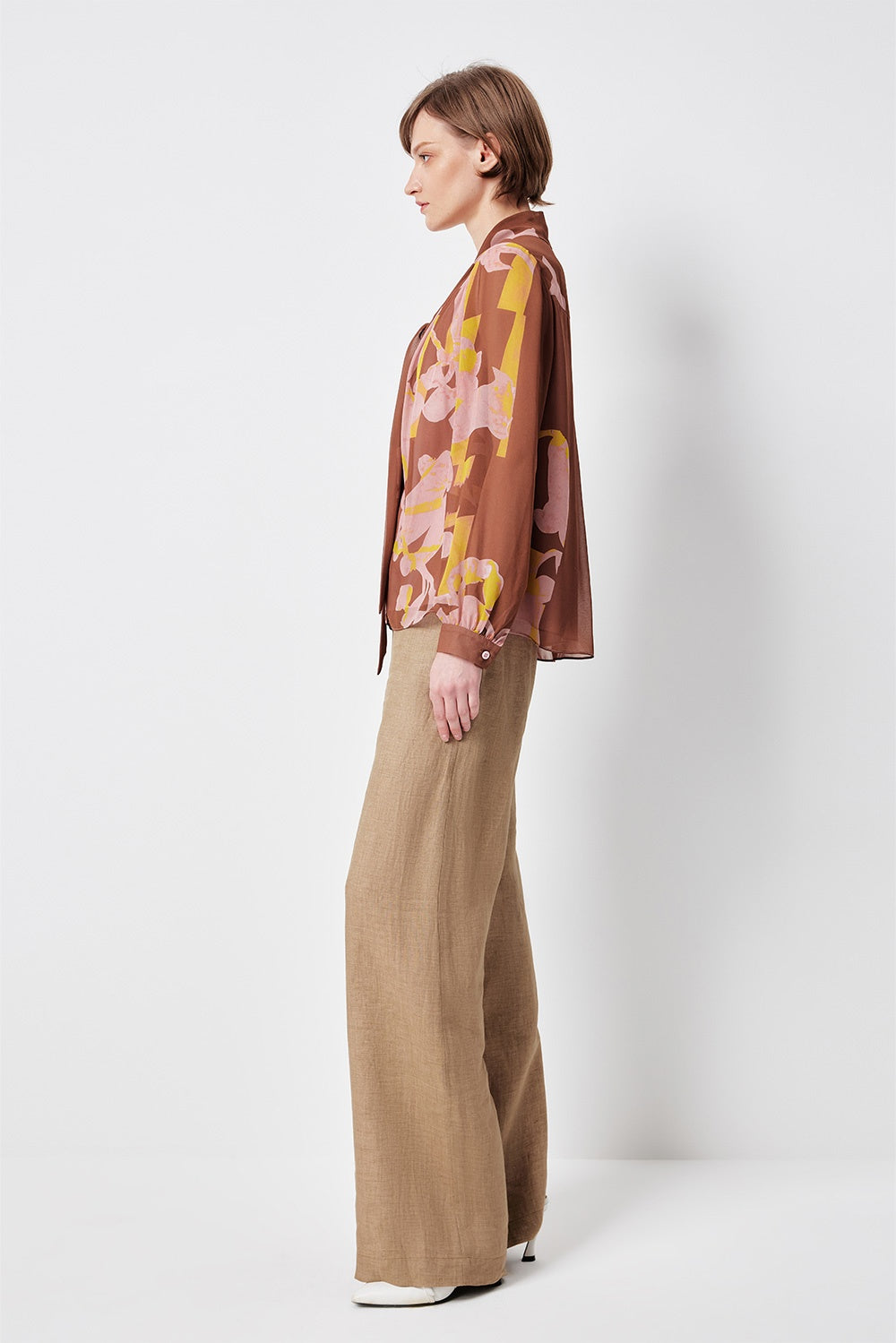 MARYLING Belled Floral Pleated Blouses