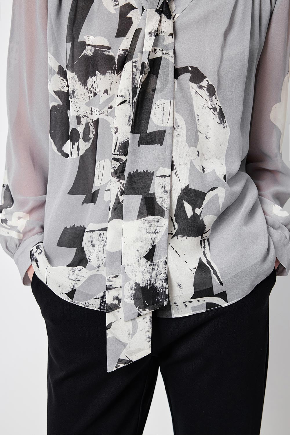 MARYLING Belled Floral Pleated Blouses
