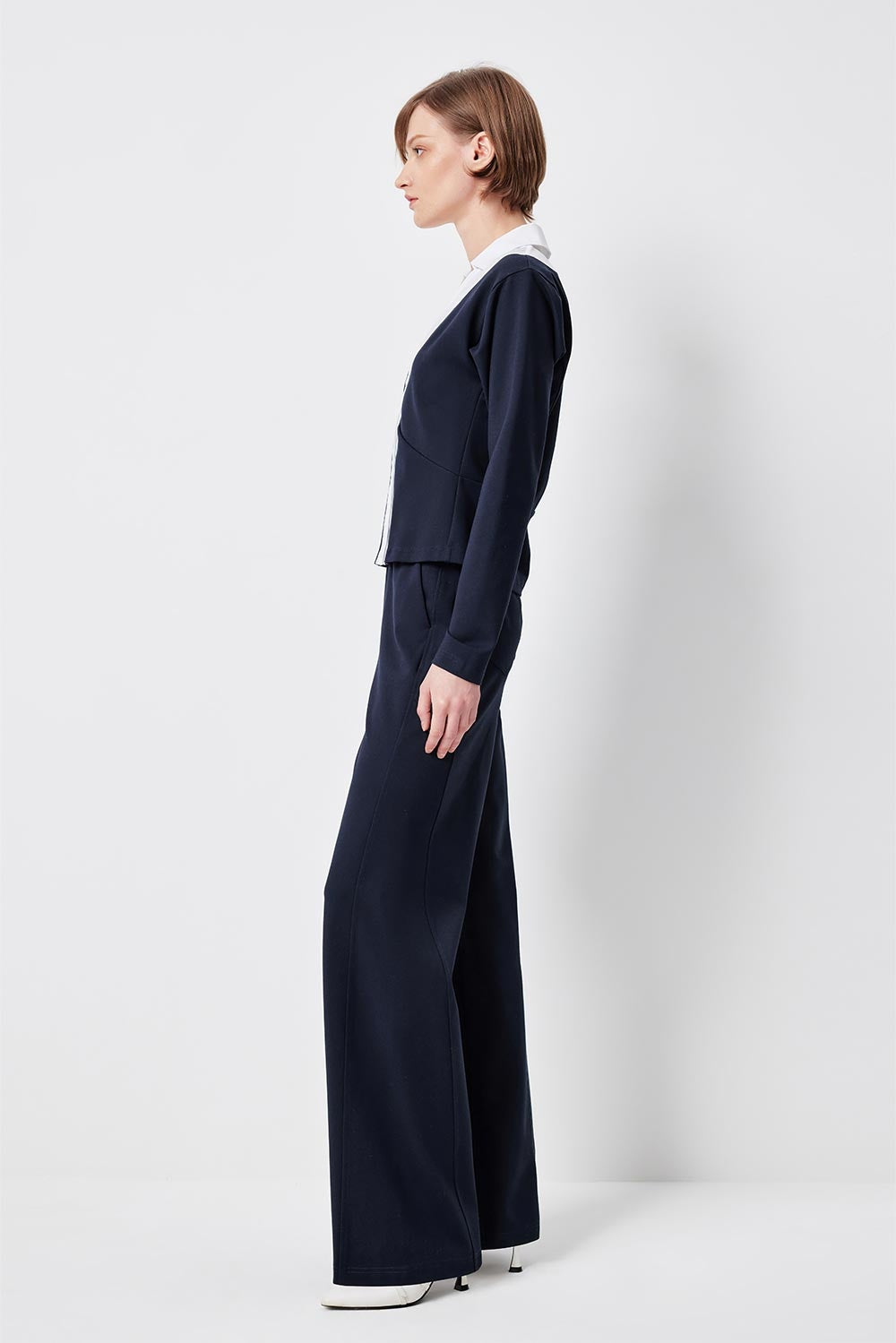 MARYLING Tailored Cropped Contour T-shirts
