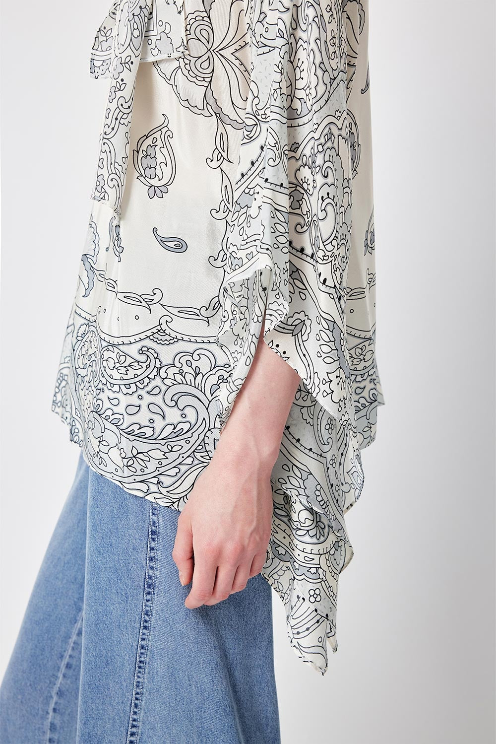 MARYLING Breezy Paisley-Print Relaxed Blouses