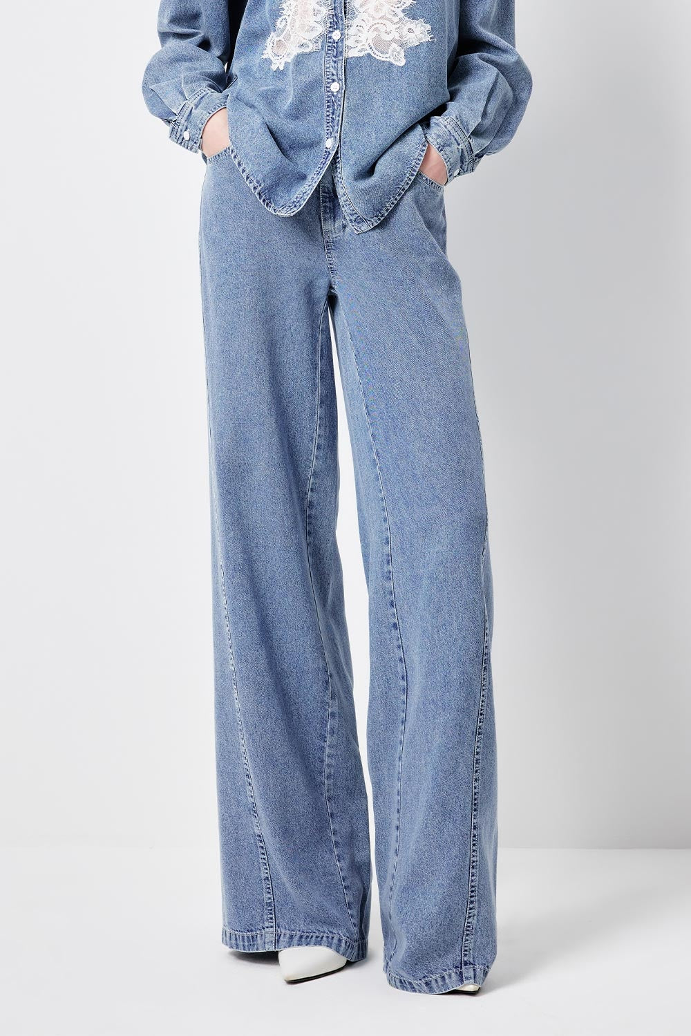 MARYLING Washed Denim Blue Relaxed Jeans