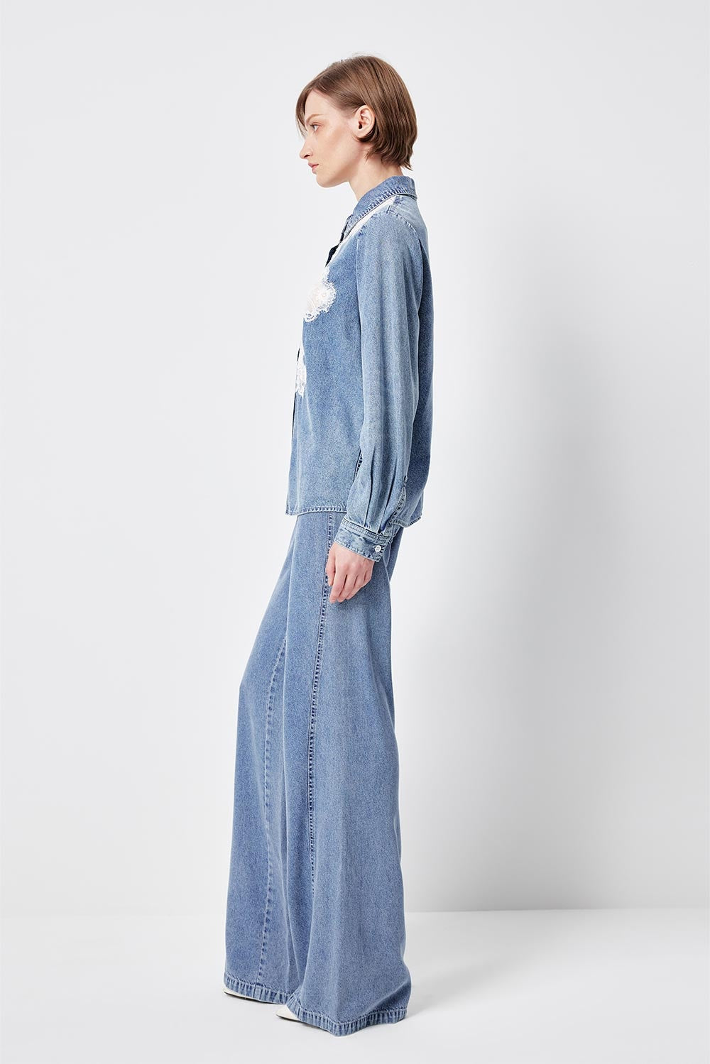 MARYLING Washed Denim Blue Relaxed Jeans
