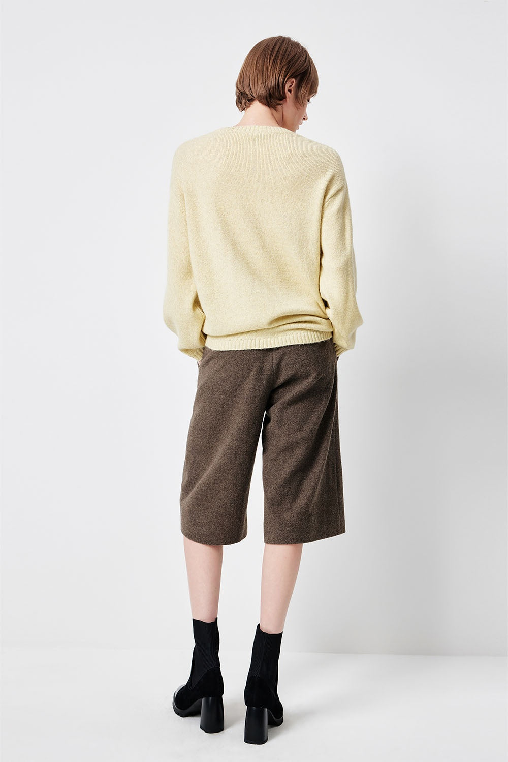 MARYLING Pale Mustard Serene Cloud-Soft Relaxed-Fit Knit Sweaters