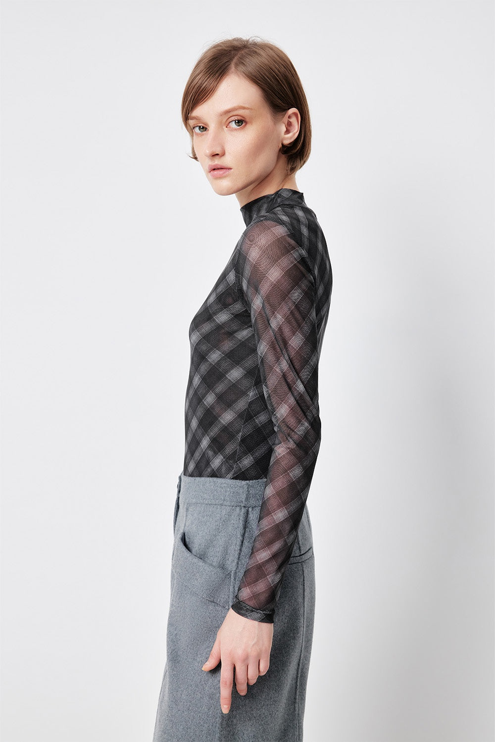 MARYLING Charcoal Houndstooth Long-Sleeve Sculpted Mock-Neck Blouses