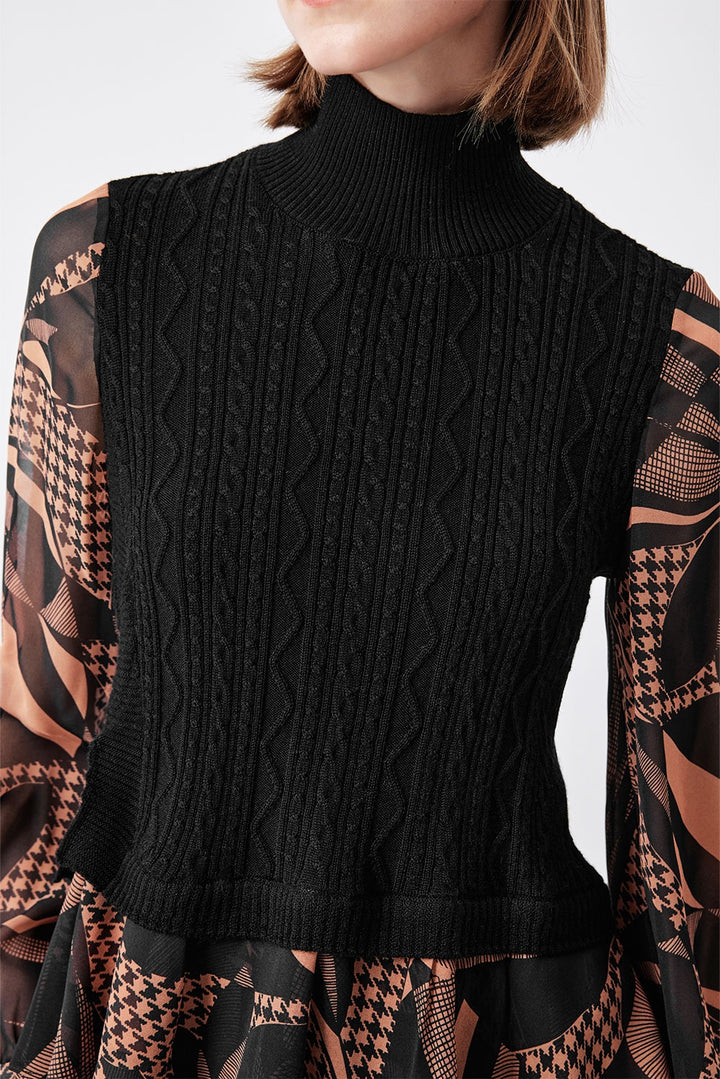 MARYLING Red Mocha Lily of the Valley Soft Silhouette Long-Sleeve Blouses