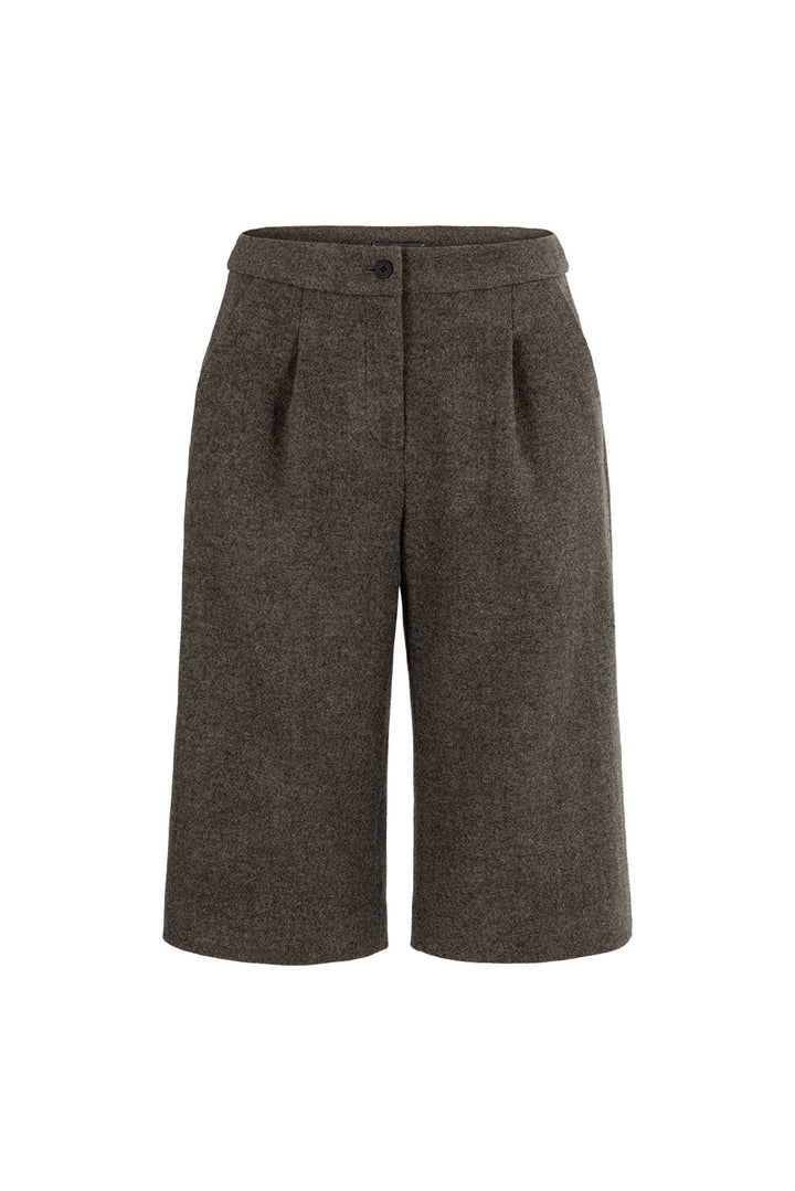 MARYLING Oakwood Green Pleated Wide-Leg Tailored Shorts
