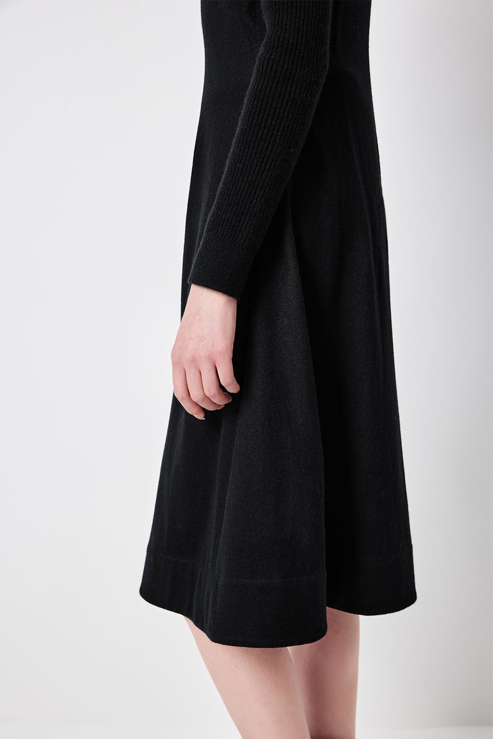 MARYLING Noir Sculpted Waist Elegant Midi Dresses