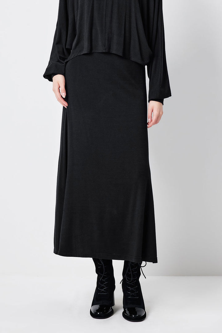 MARYLING Midnight Noir Sculpted A-Line Midi Skirts