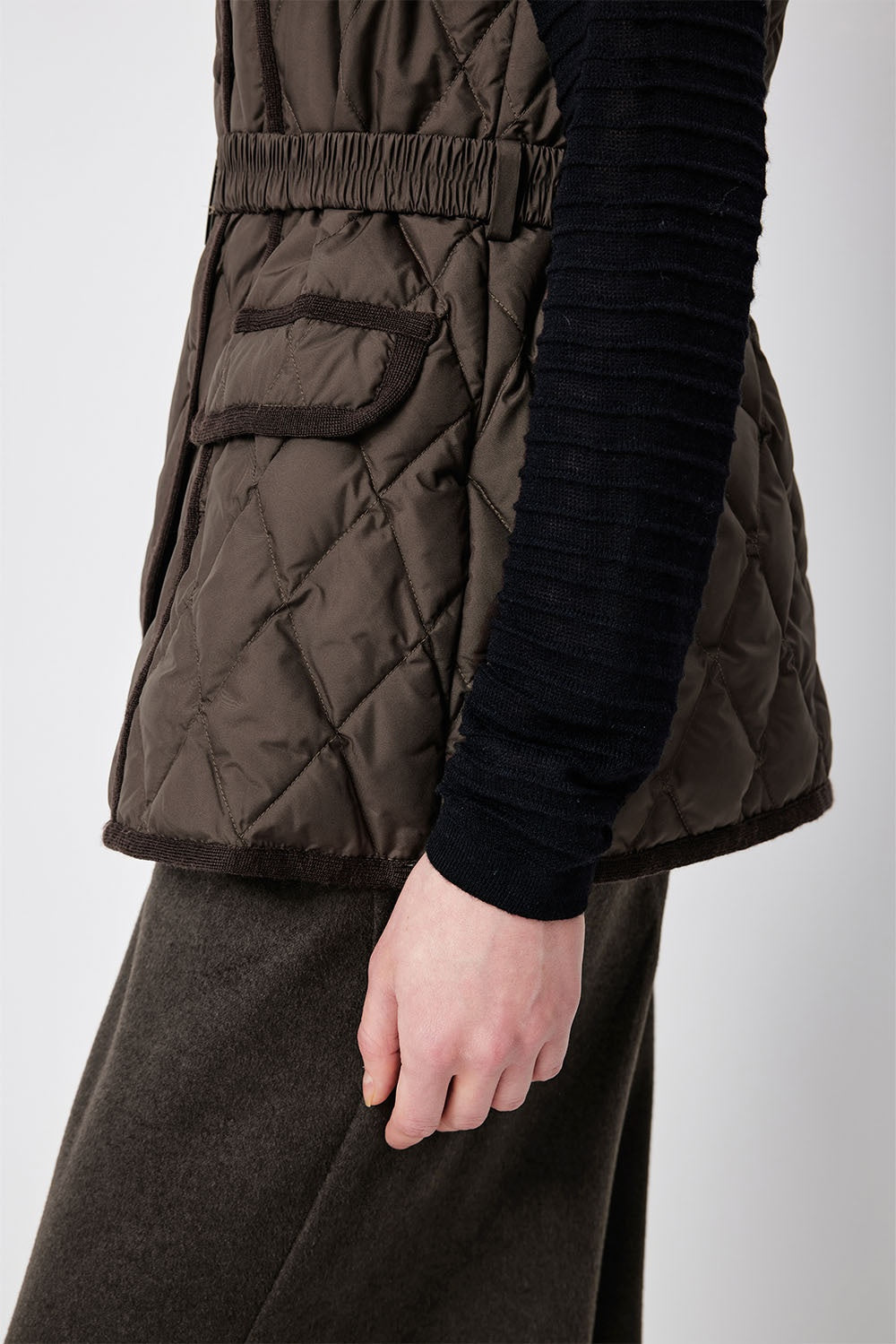 MARYLING Noir Diamond-Quilted Cinched-Waist Lightweight Puffer Jackets