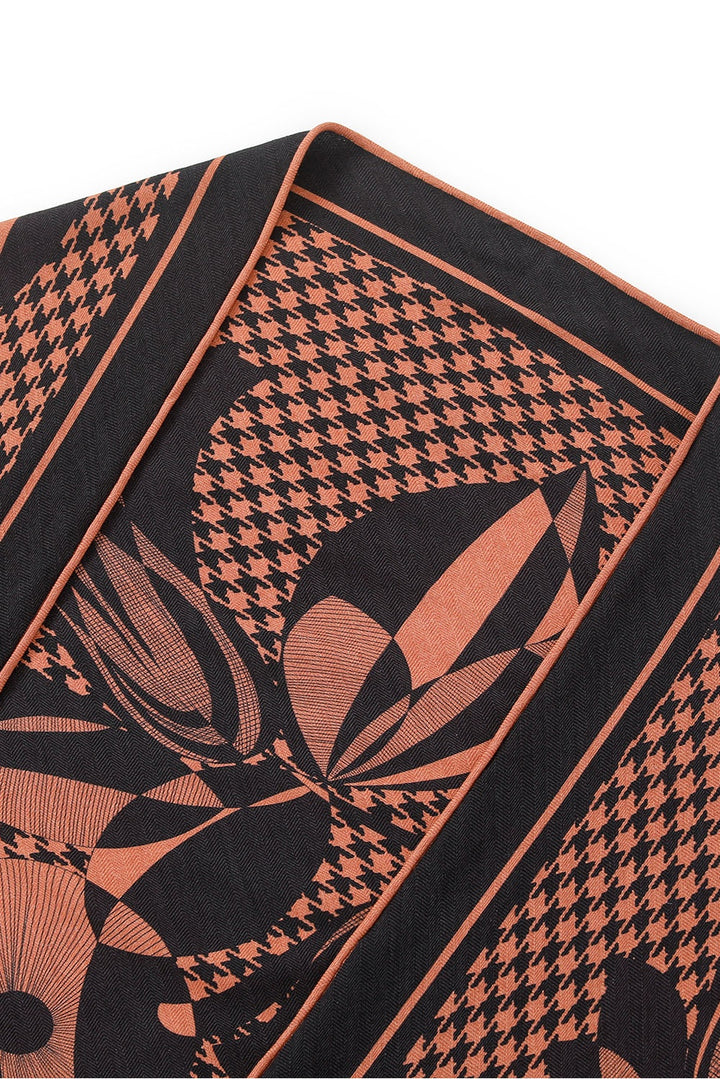 MARYLING Black Coffee Houndstooth Geometric Triangular Shawls