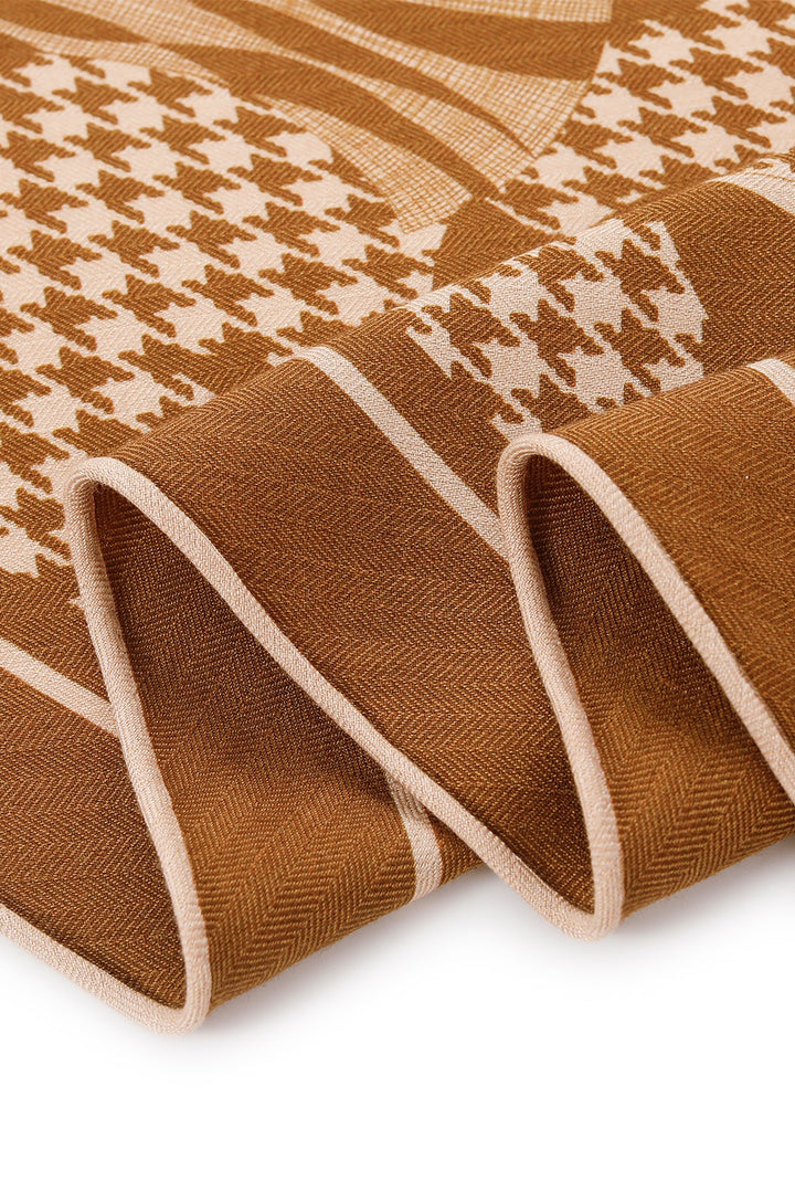 MARYLING Black Coffee Houndstooth Geometric Triangular Shawls