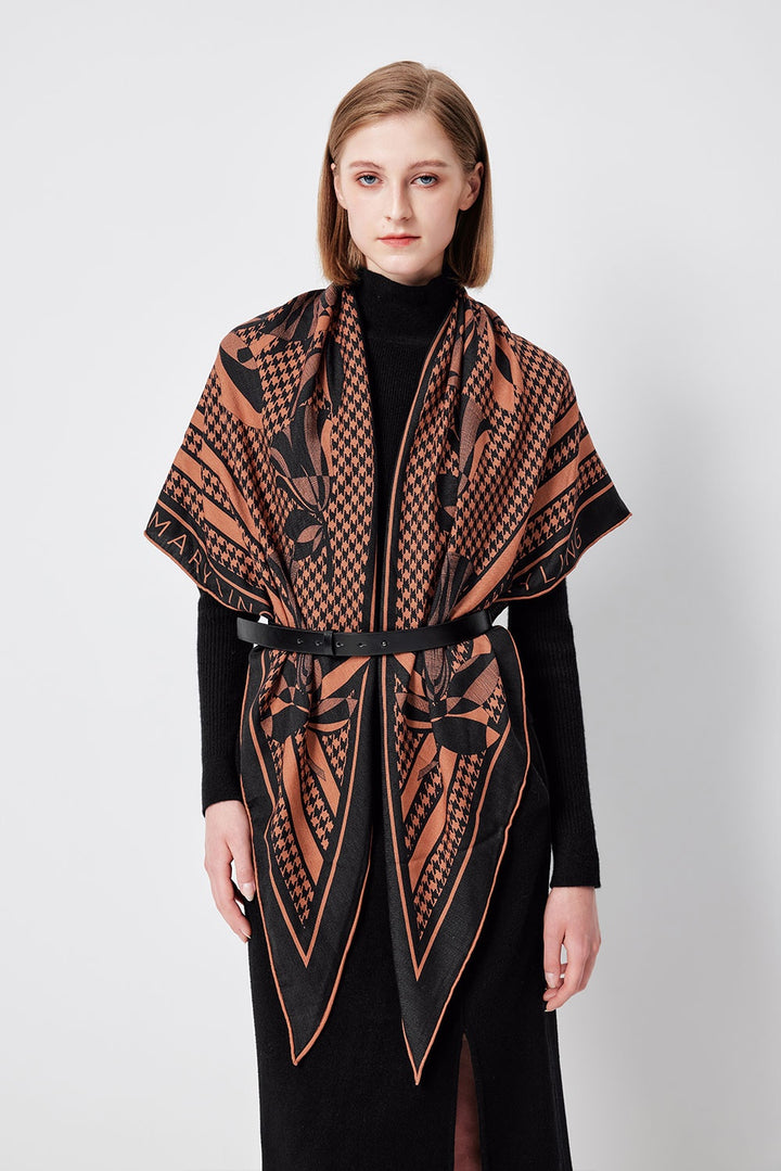 MARYLING Black Coffee Houndstooth Geometric Triangular Shawls