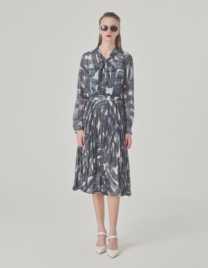 MARYLING V-Neck Ruffled Printed Blouse