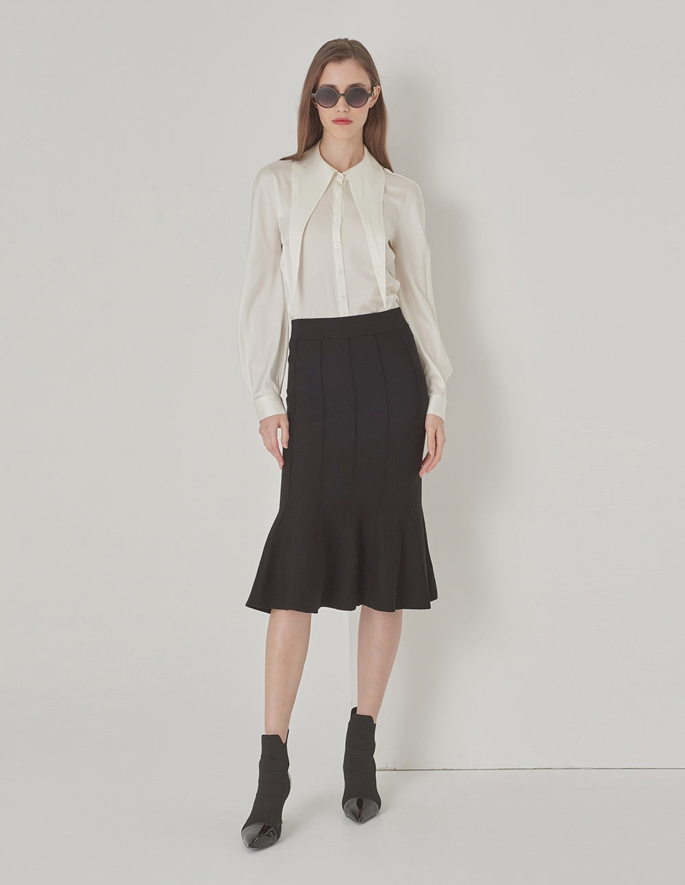 MARYLING Off-White Scissor Collar Slim Silk Shirt