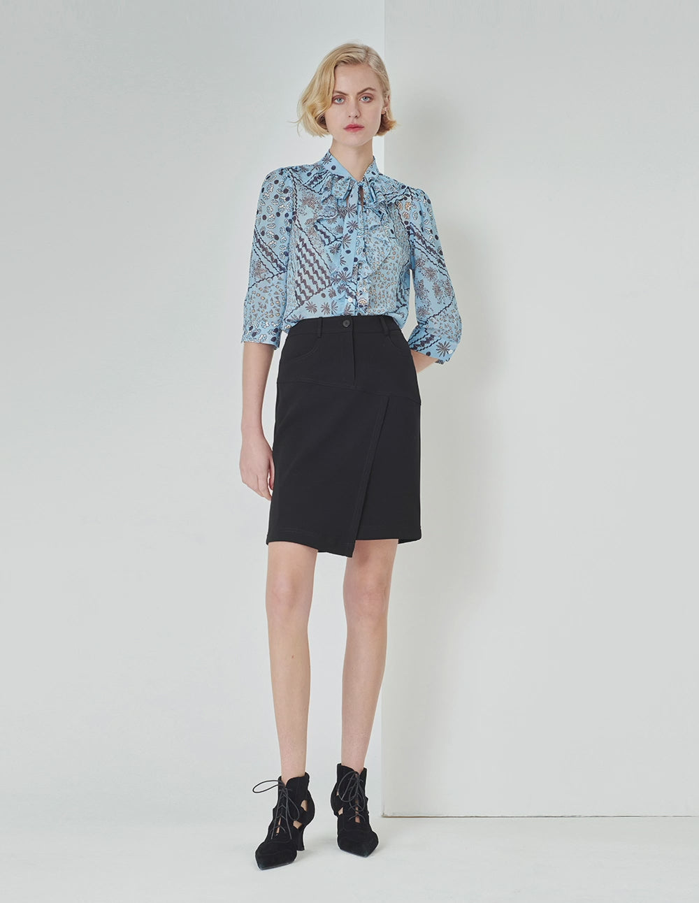 MARYLING V Neck Ruffle Tie 3/4 Sleeve Shirt