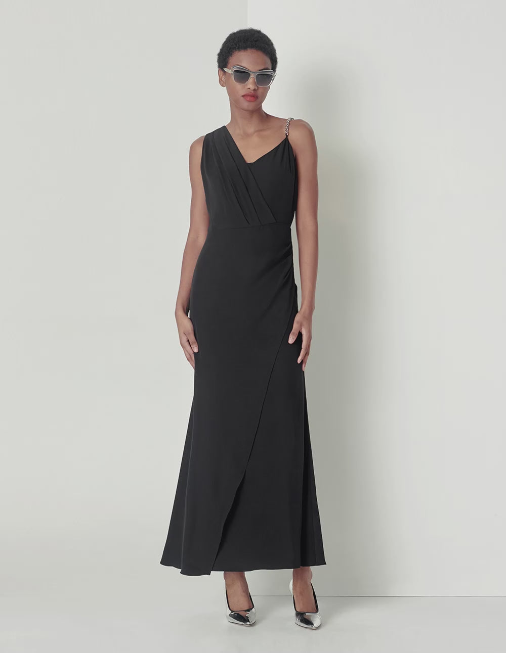 MARYLING Black asymmetric chain evening dress