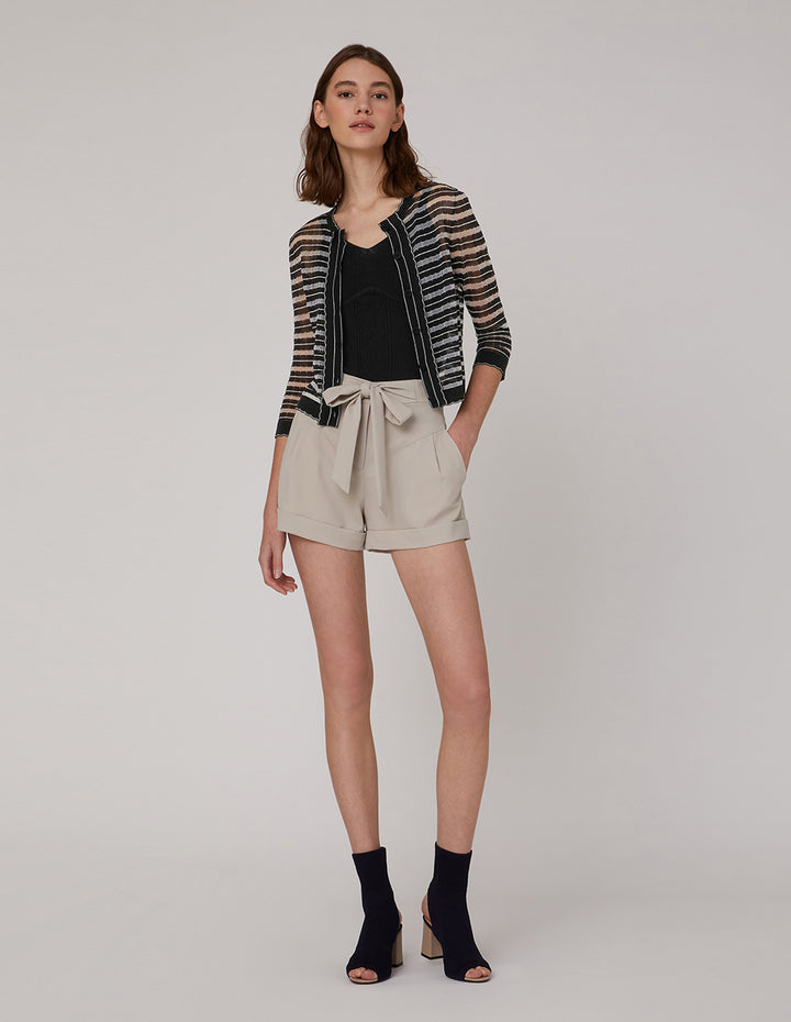 MARYLING Classic small cardigan has contrasting wavy edges