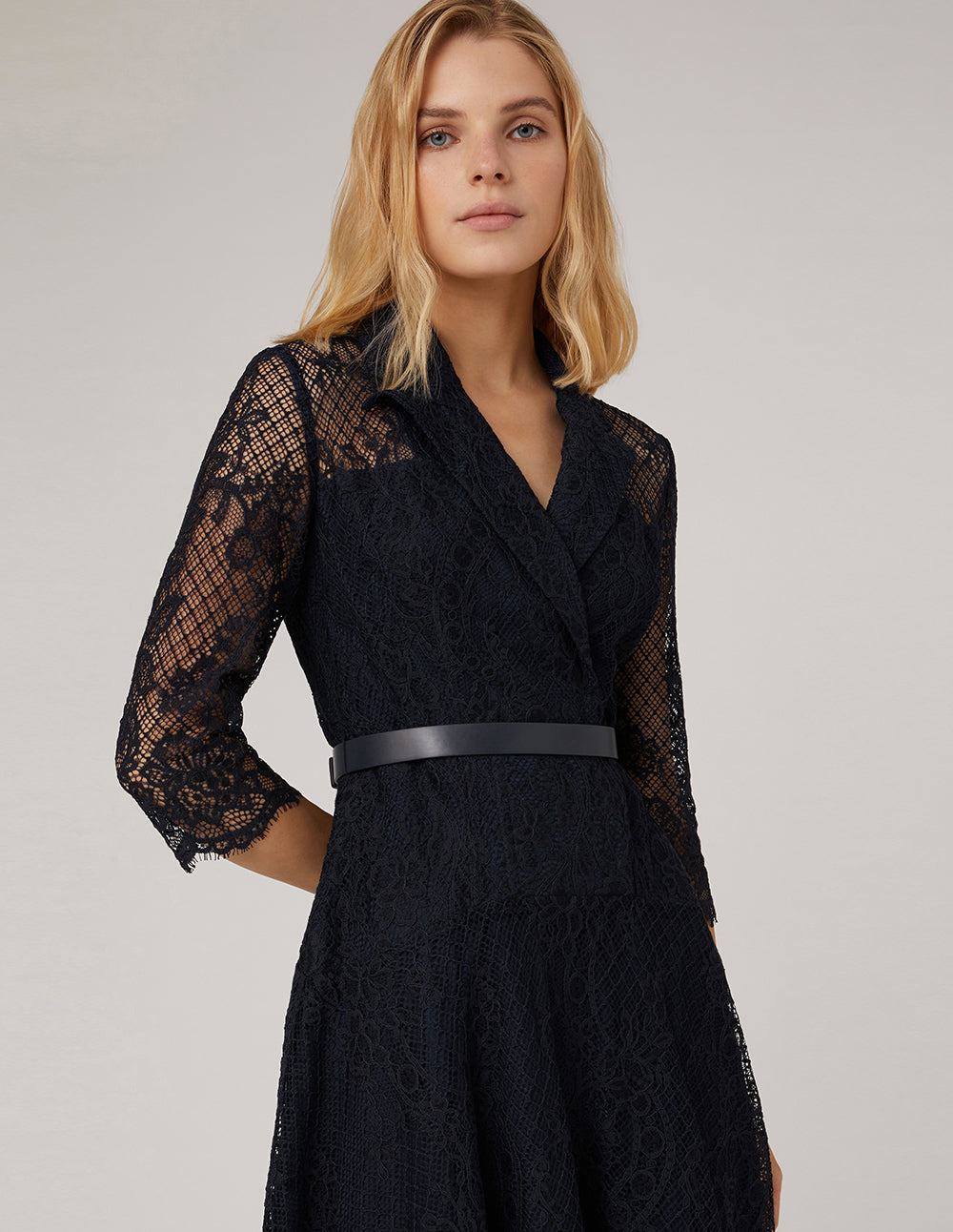 MARYLING Peak-Lapel Midi Lace Dress