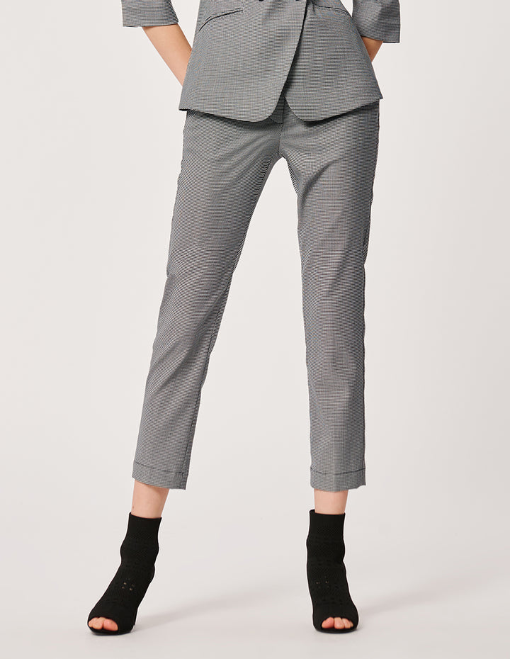 MARYLING Houndstooth Pattern Crop Leg Slim Fit Trousers