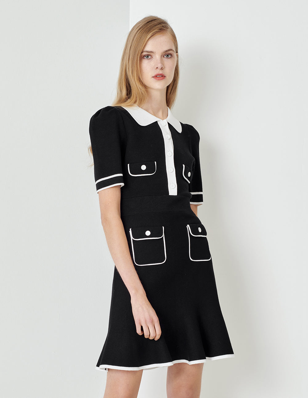 MARYLING Black And White Colour Contrast Knitted Dress