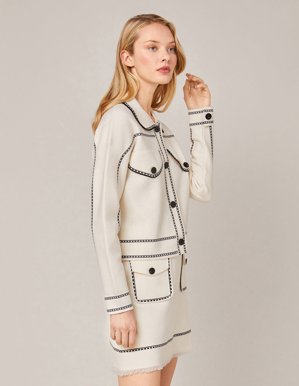 MARYLING Contrast Stitching Knitted Skirt