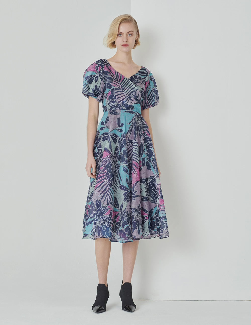 MARYLING V-Neck Semi-Transparent Puff Sleeves Pleated Print Flower Dress